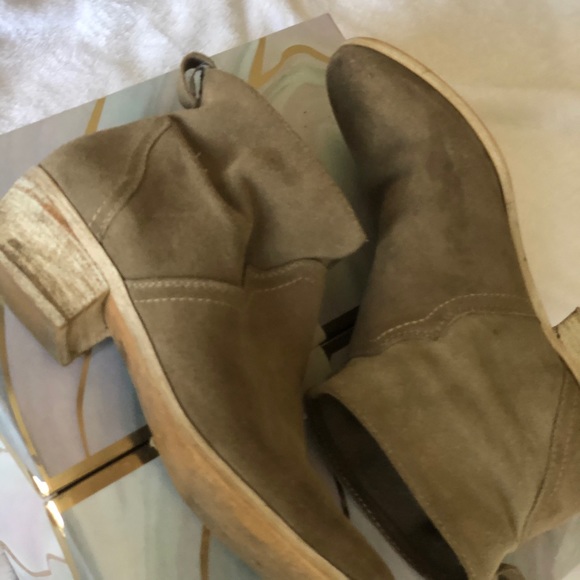 SOLE SOCIETY Taupe Suede Ankle Boot - Picture 3 of 4